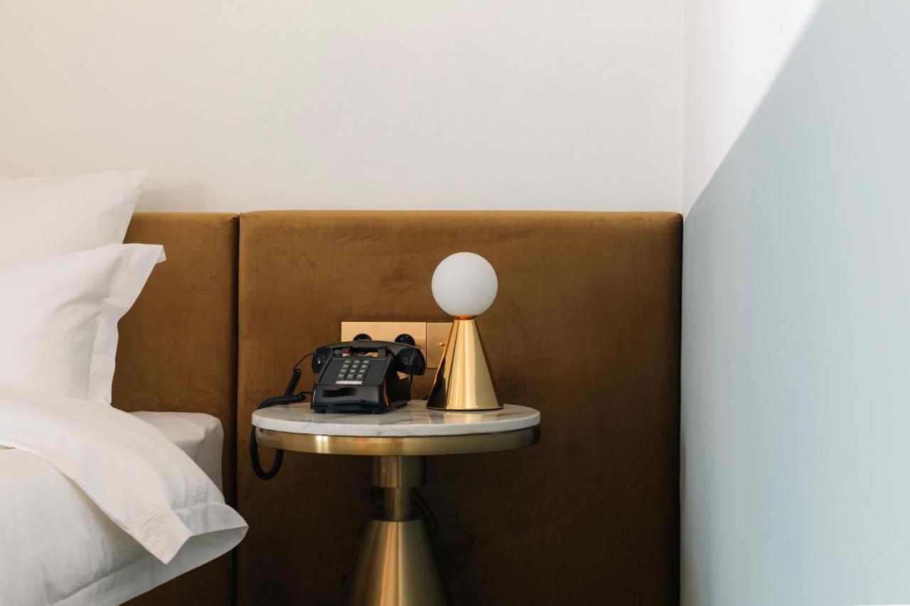 Castor & Pollux Hotel Tbilisi Bagian luar foto