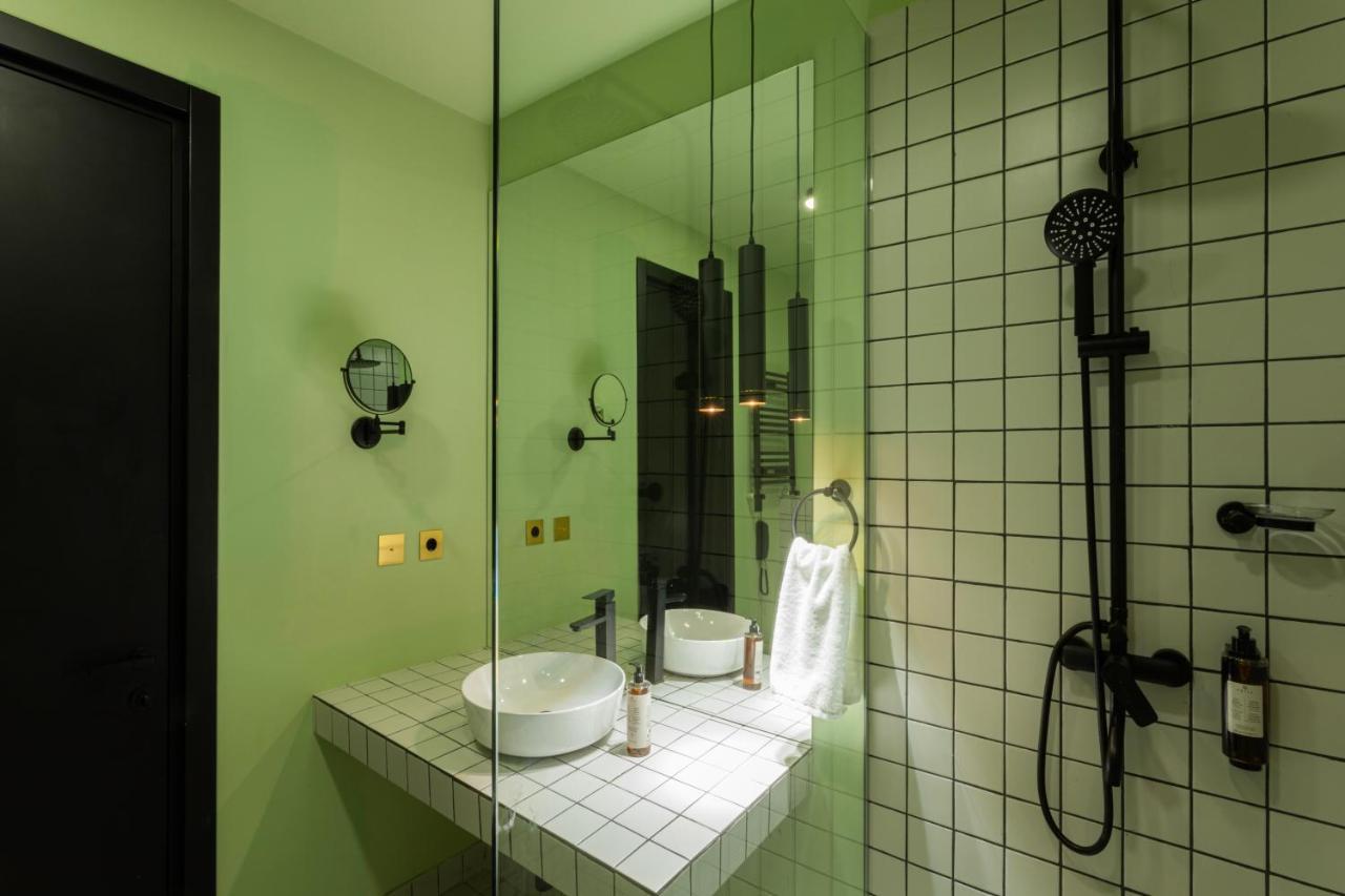Castor & Pollux Hotel Tbilisi Bagian luar foto