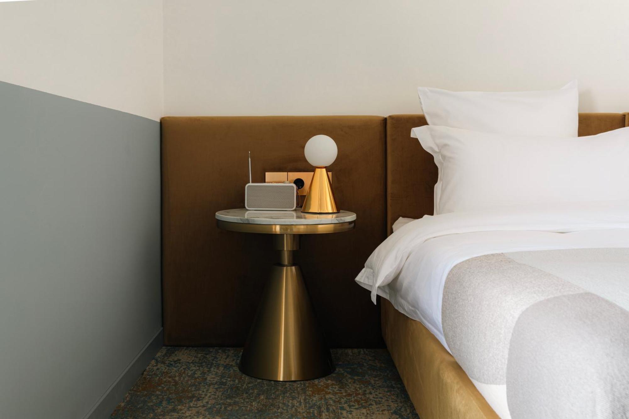 Castor & Pollux Hotel Tbilisi Bagian luar foto
