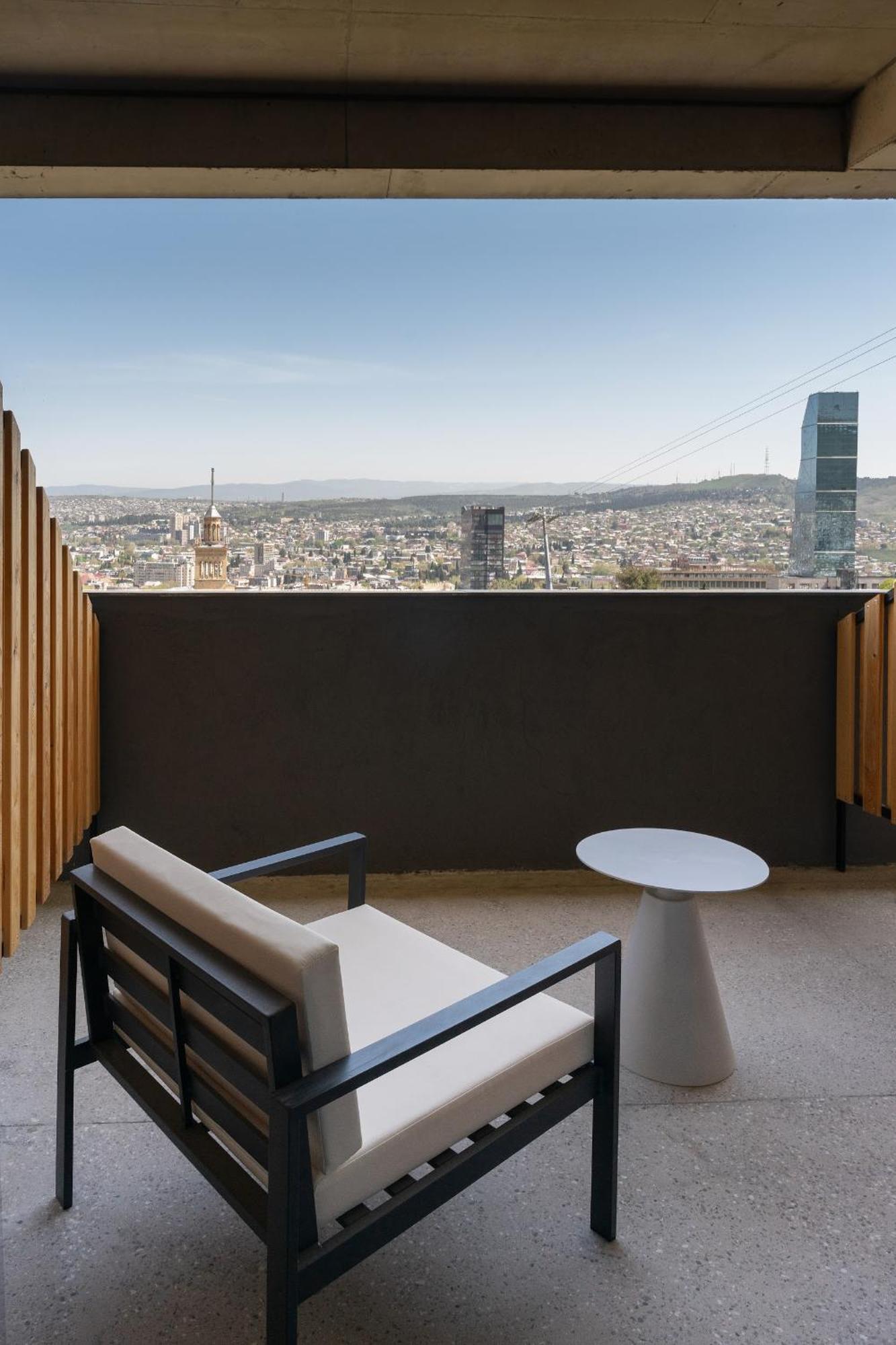 Castor & Pollux Hotel Tbilisi Bagian luar foto