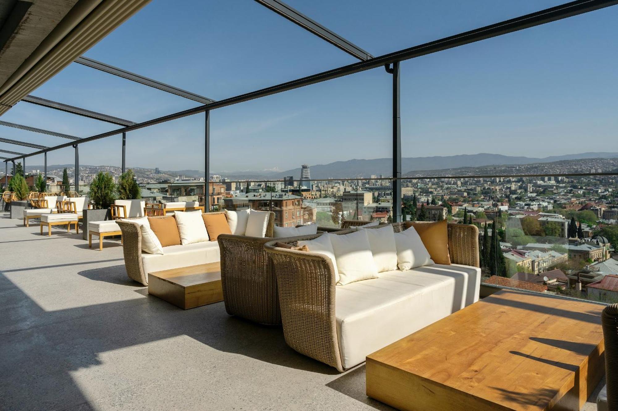 Castor & Pollux Hotel Tbilisi Bagian luar foto