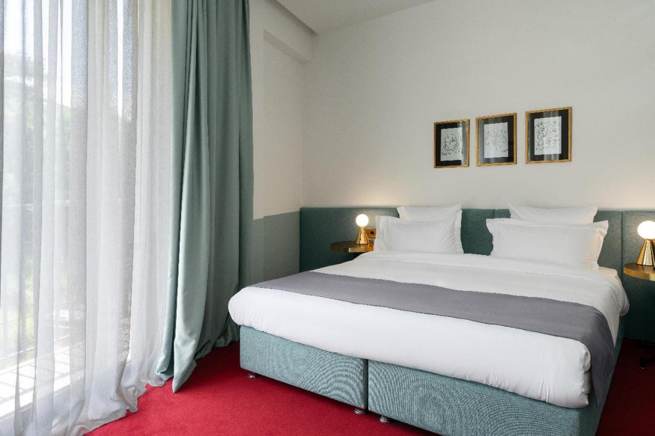 Castor & Pollux Hotel Tbilisi Bagian luar foto